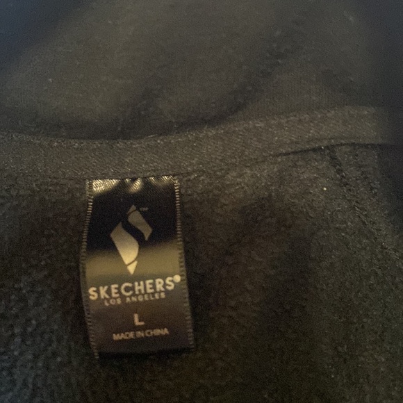 Black sketchers zip up coat - Picture 3 of 4